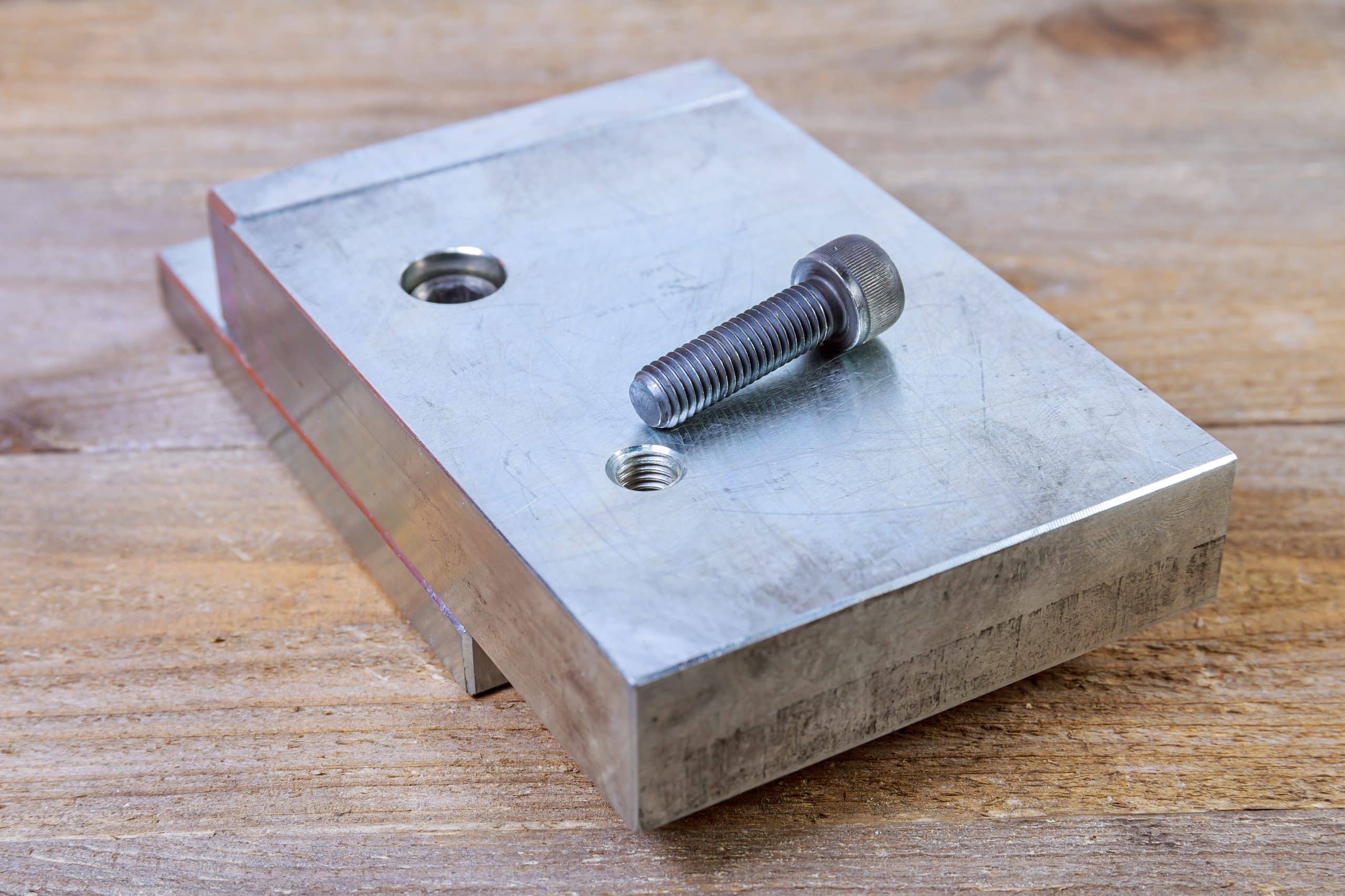 Acier S335 Caractéristiques, applications et avantages