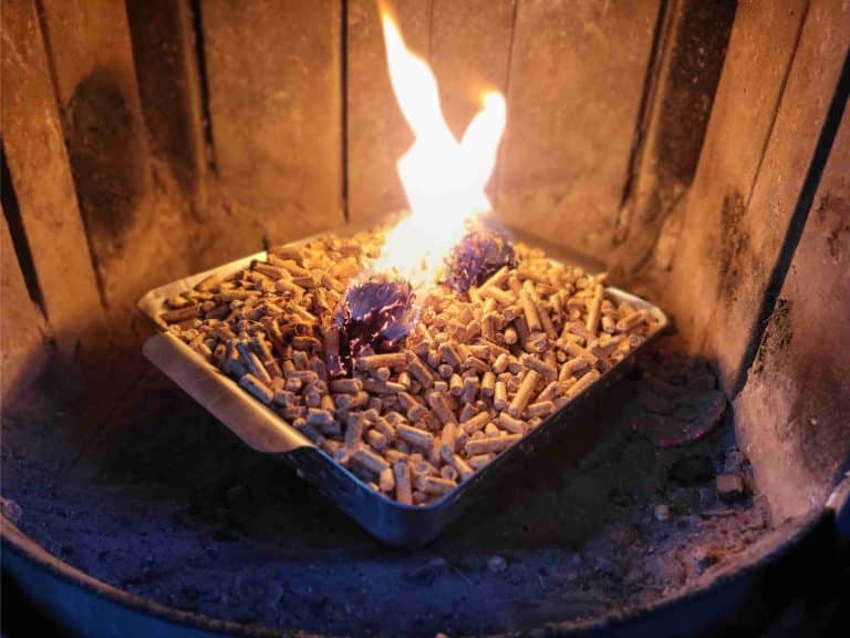 Comment fabriquer un panier à pellet pour insert : Guide simple