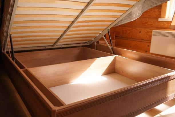 aménagement chambre rangement lit coffre