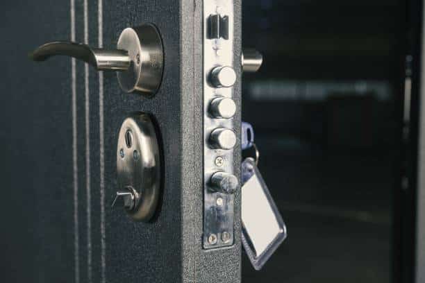 serrure cylindre haut de gamme sécurité porte maison logement serrurerie